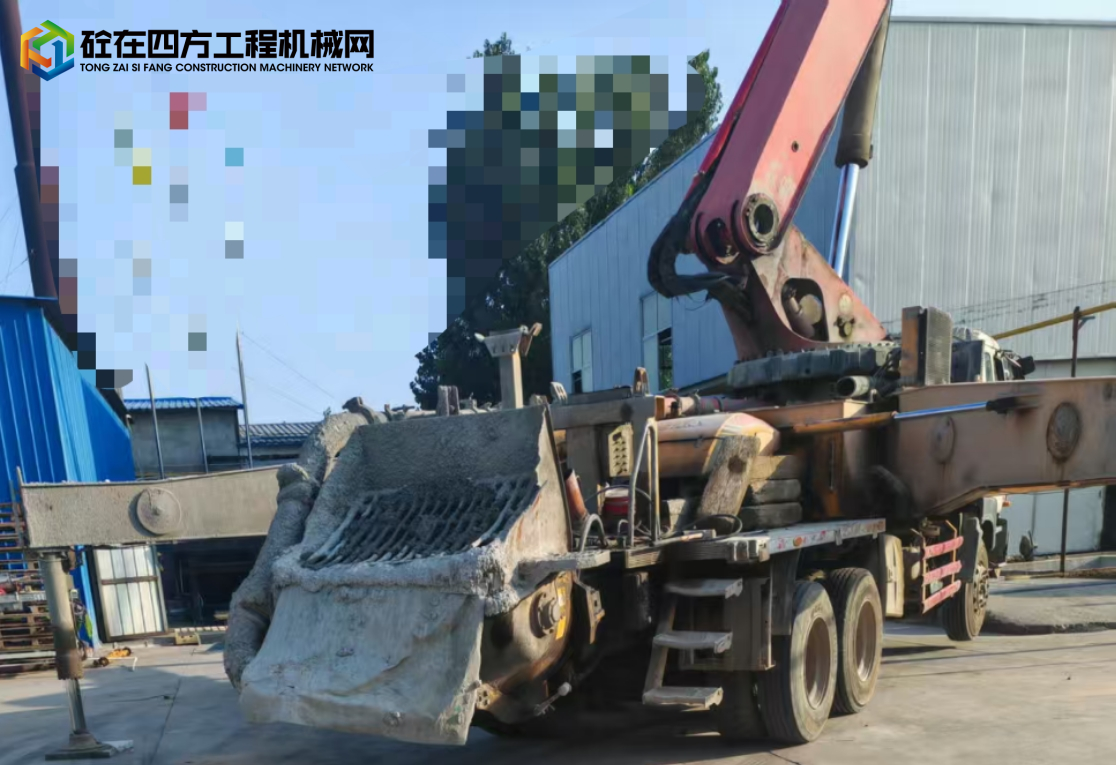 https://images.tongzsf.com/tong/truck_machine/20250812/1689afce8d9d7d.jpg