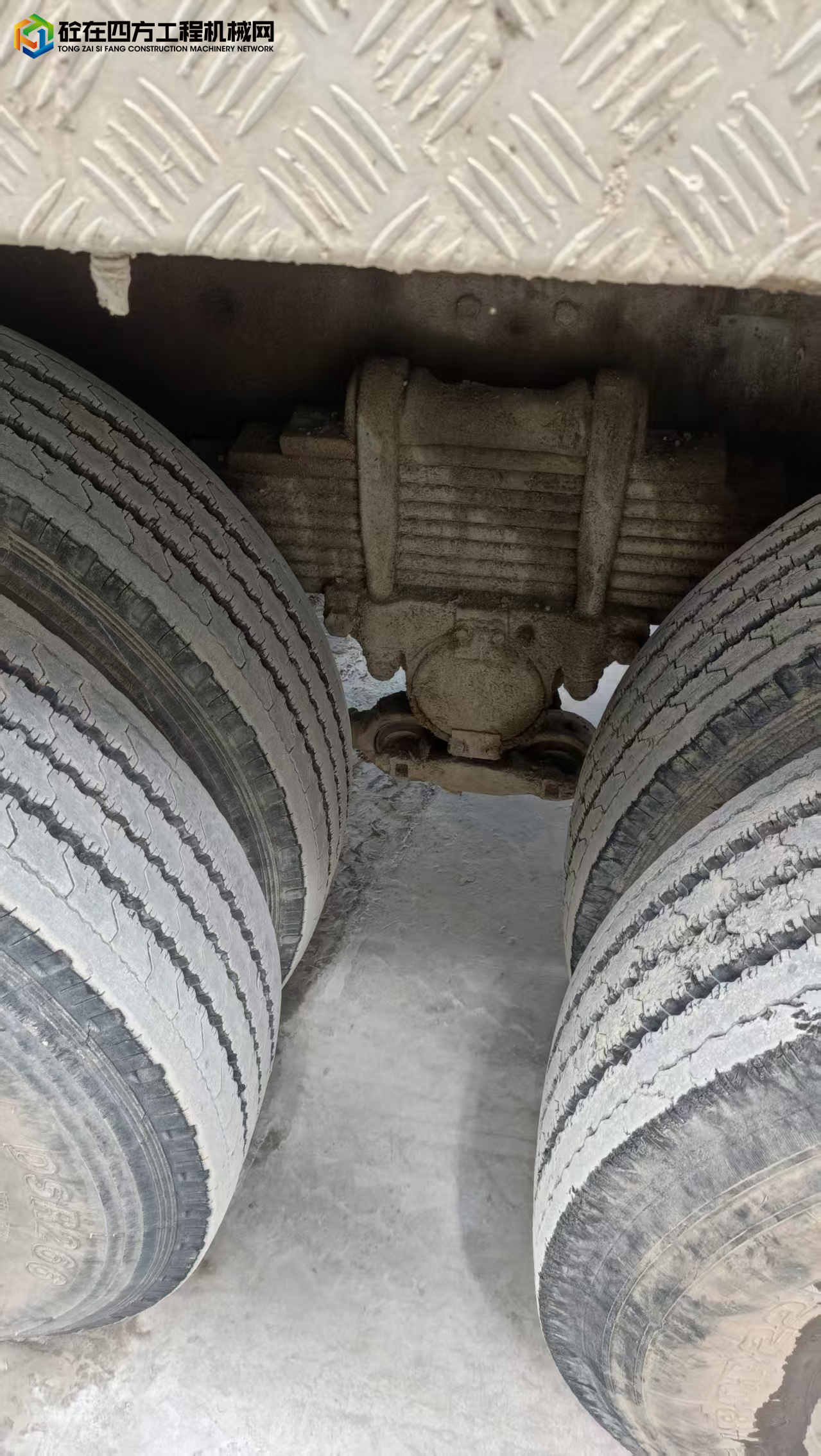 https://images.tongzsf.com/tong/truck_machine/20250812/1689b22f53b15d.jpg