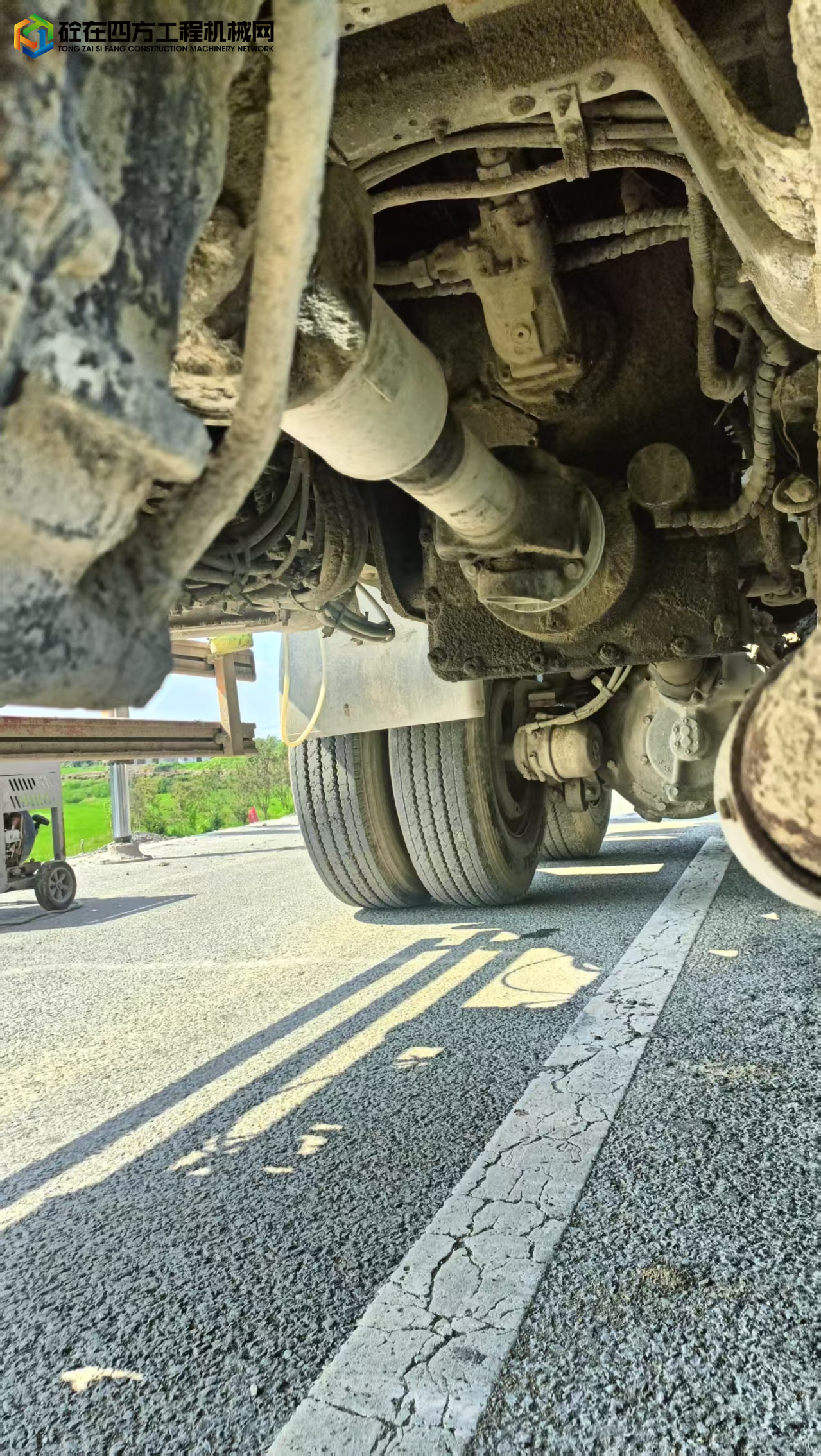 https://images.tongzsf.com/tong/truck_machine/20250813/1689bf1cd5c1bd.jpg