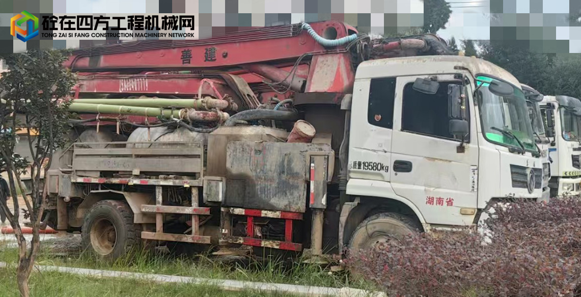 https://images.tongzsf.com/tong/truck_machine/20250813/1689c307a13e1e.jpg