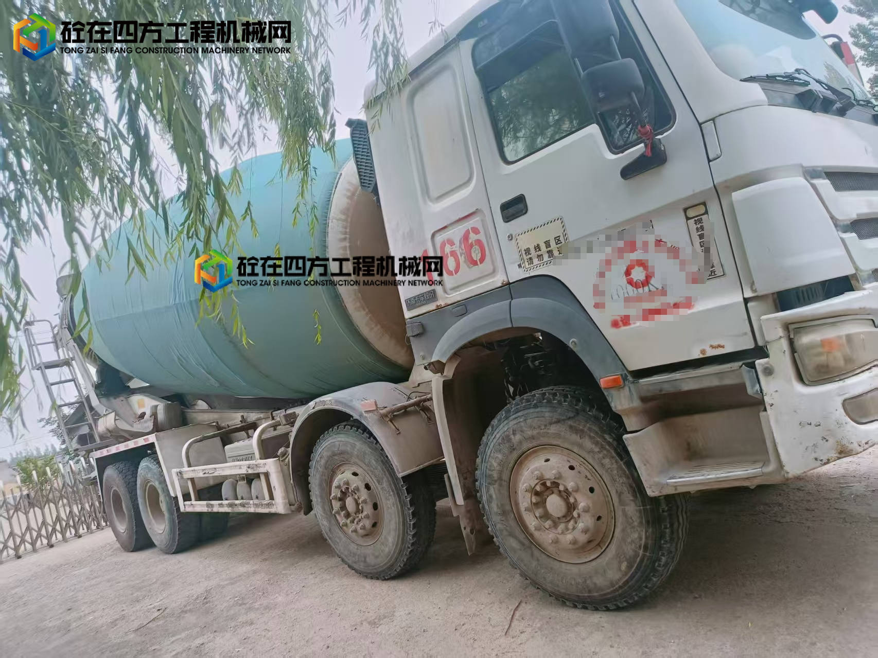 https://images.tongzsf.com/tong/truck_machine/20250813/1689c482a2aef9.jpg