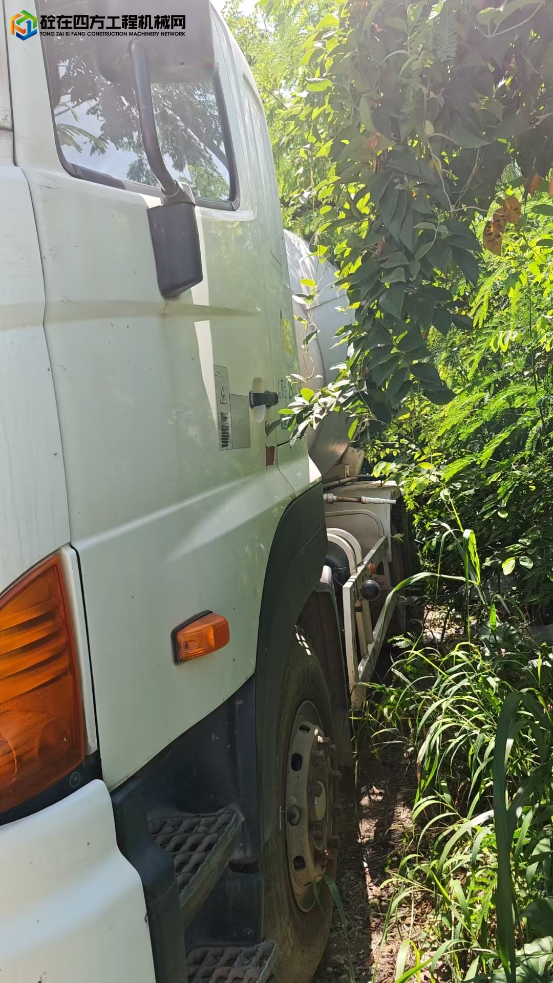 https://images.tongzsf.com/tong/truck_machine/20250814/1689d40eb59f41.jpg
