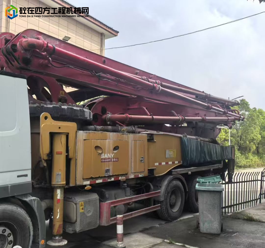https://images.tongzsf.com/tong/truck_machine/20250814/1689d5a4b6cb01.jpg