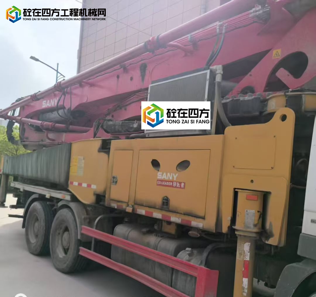 https://images.tongzsf.com/tong/truck_machine/20250814/1689d5a4ecd2cd.jpg