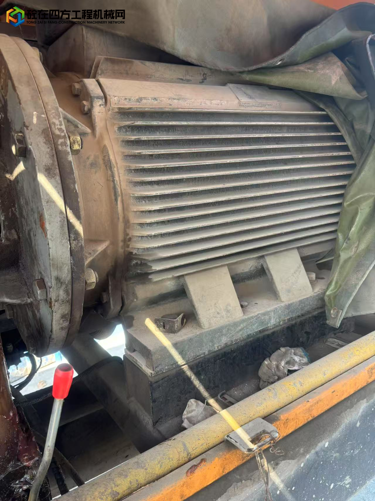 https://images.tongzsf.com/tong/truck_machine/20250814/1689d85a01a157.jpg