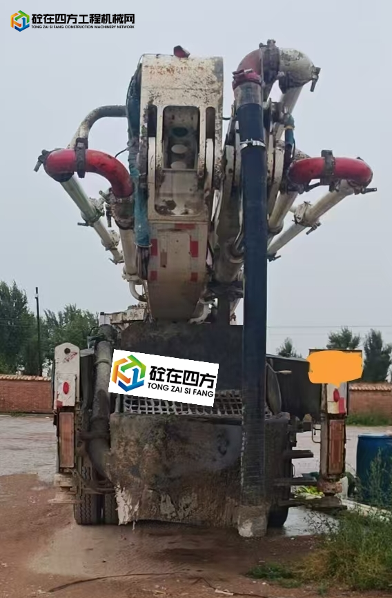 https://images.tongzsf.com/tong/truck_machine/20250814/1689d913f671c2.jpg