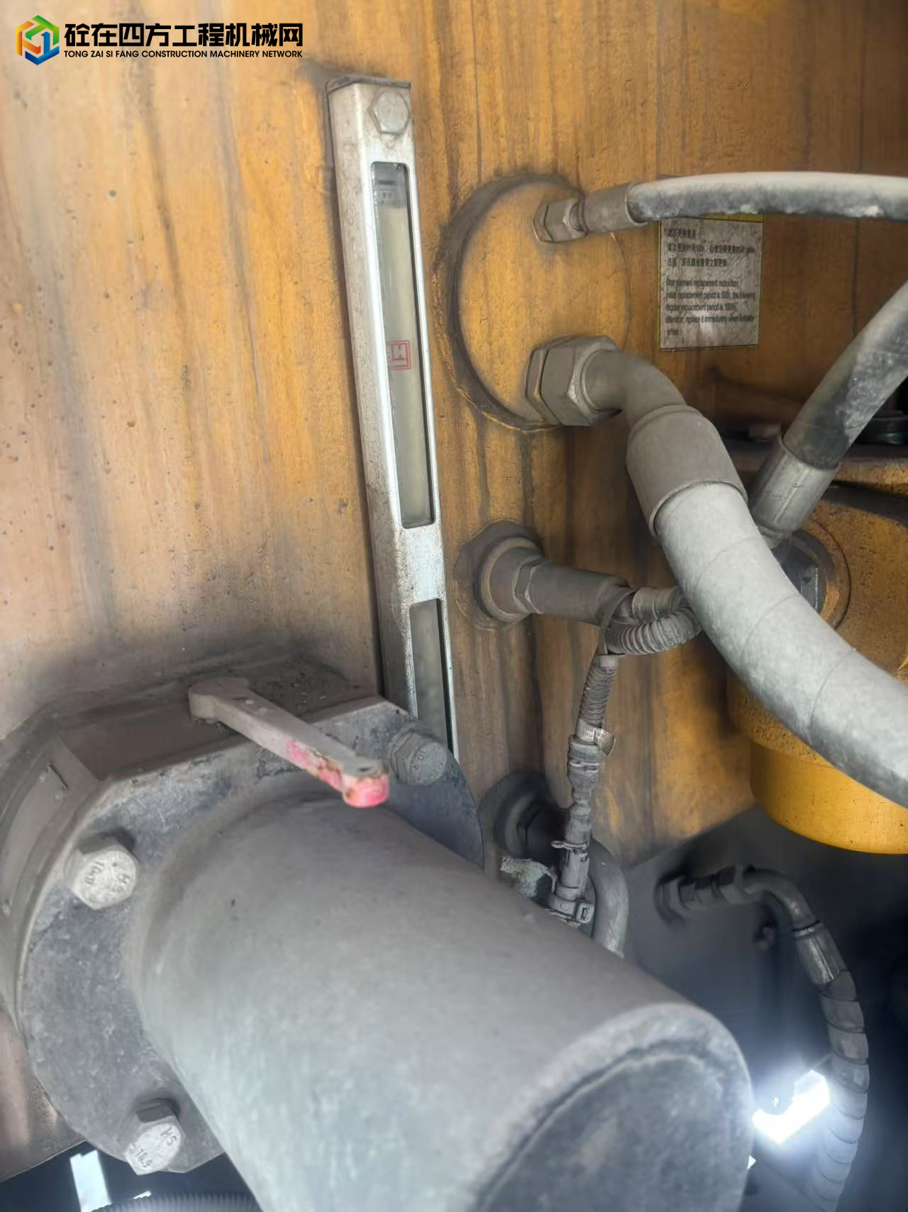https://images.tongzsf.com/tong/truck_machine/20250814/1689daa6d22e0a.jpg