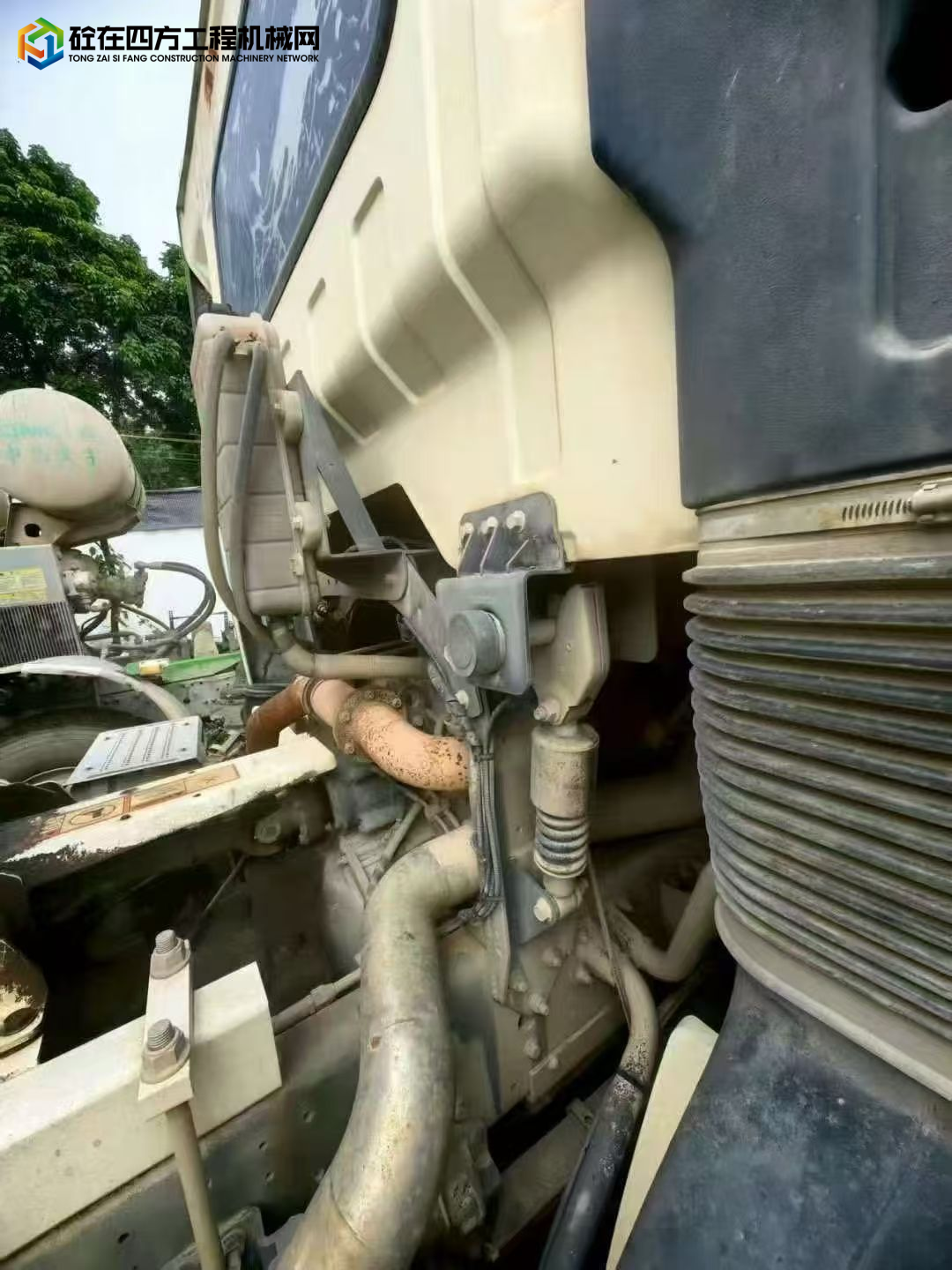 https://images.tongzsf.com/tong/truck_machine/20250814/1689db15e4a8b0.jpg