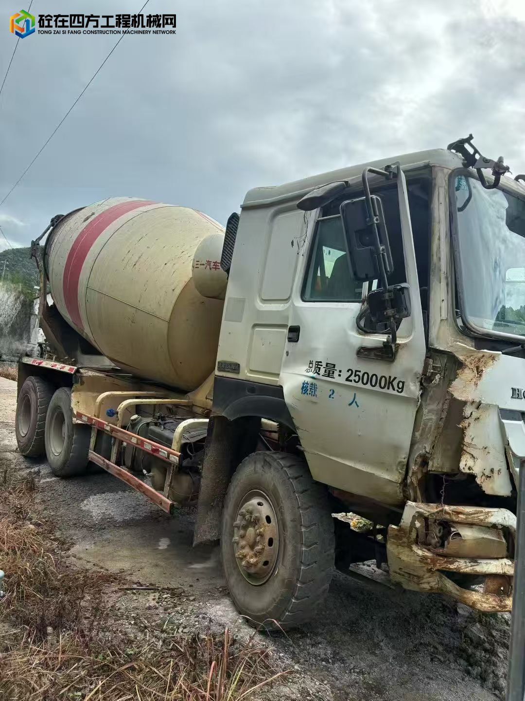 https://images.tongzsf.com/tong/truck_machine/20250815/1689e9f084393b.jpg