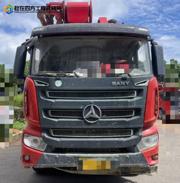 https://images.tongzsf.com/tong/truck_machine/20250816/168a0489f55af3.jpg