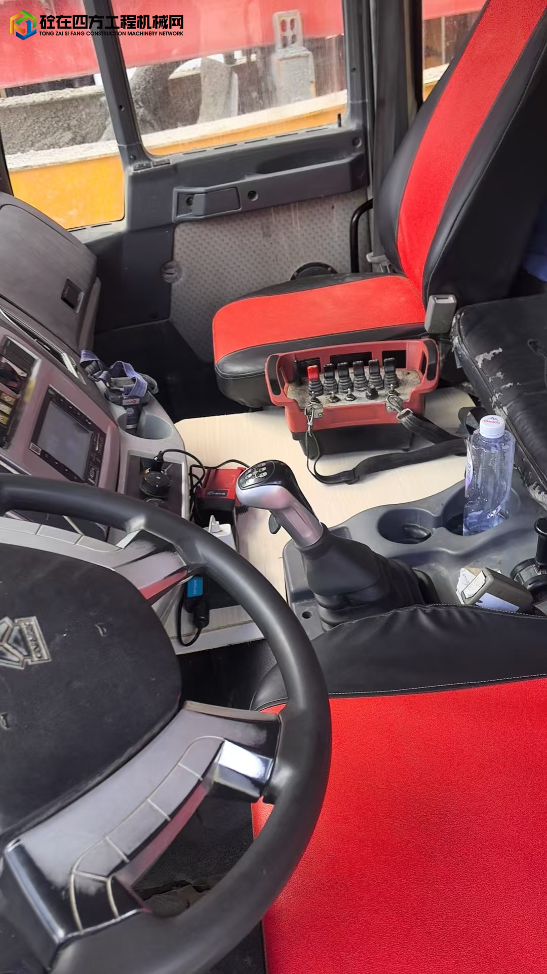 https://images.tongzsf.com/tong/truck_machine/20250817/168a167fee9b4e.jpg