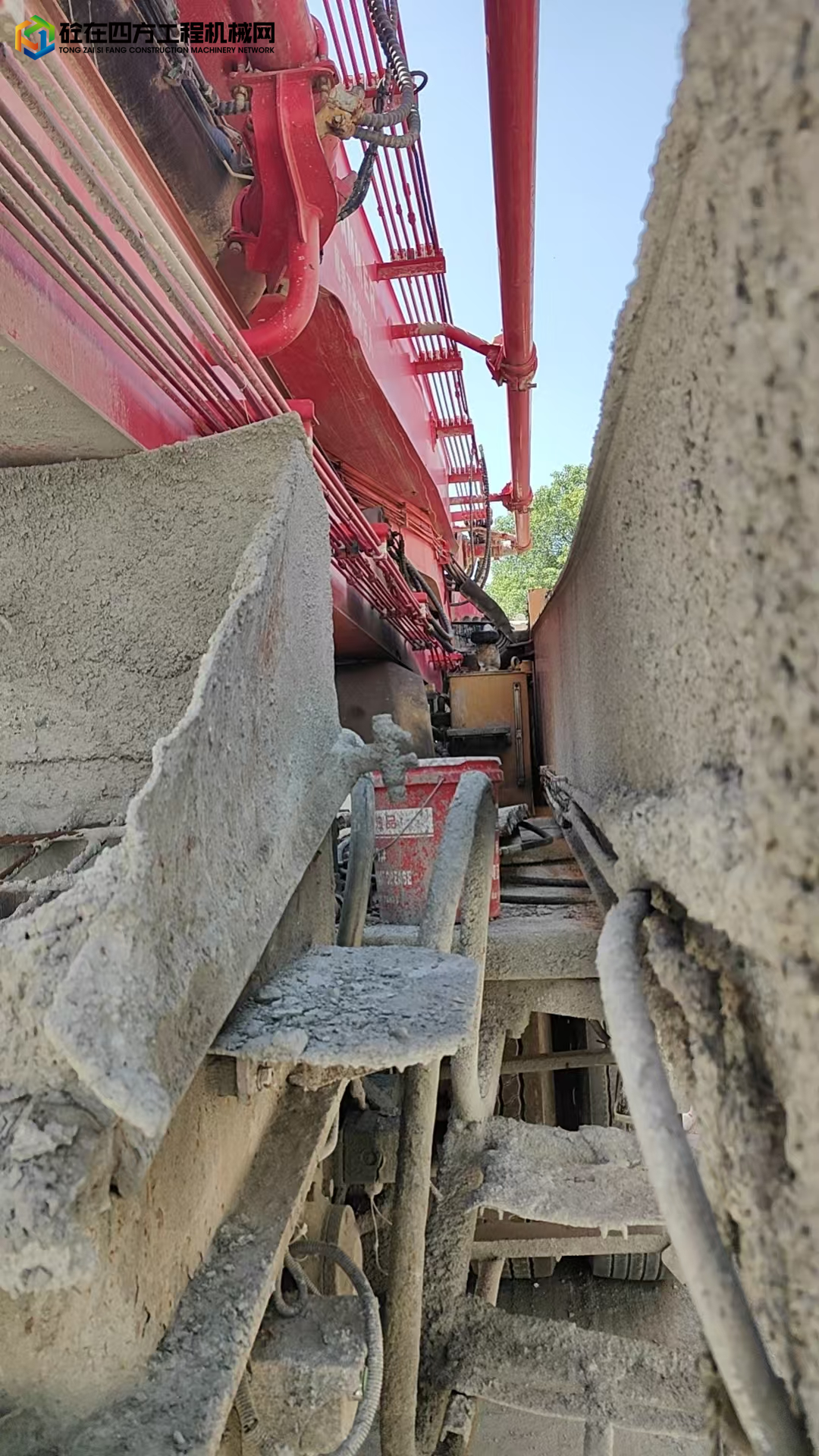 https://images.tongzsf.com/tong/truck_machine/20250818/168a2c1deadf6b.jpg