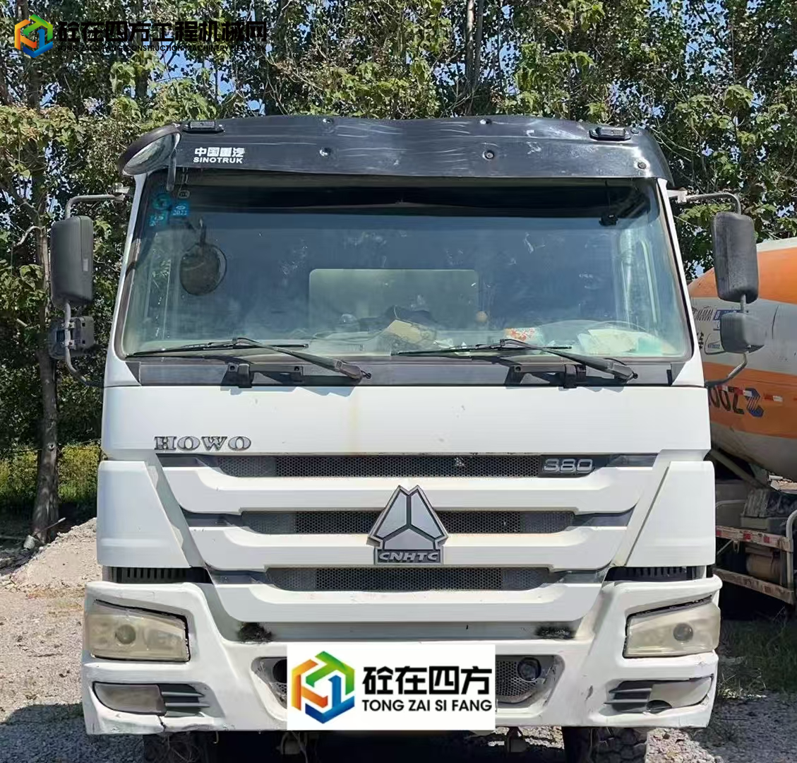 https://images.tongzsf.com/tong/truck_machine/20250818/168a2c466bb0c7.jpg