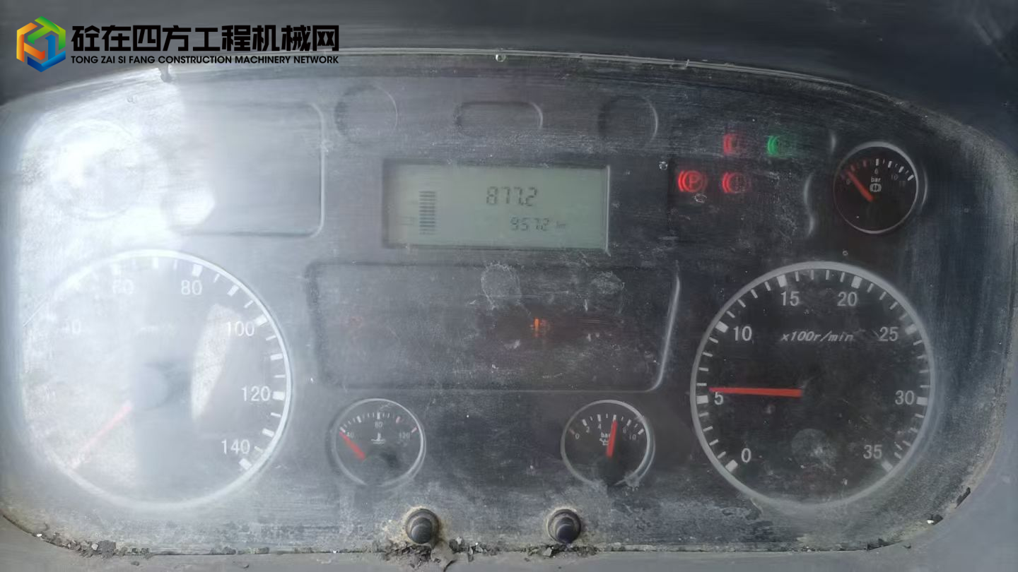 https://images.tongzsf.com/tong/truck_machine/20250819/168a41a148c9f0.jpg