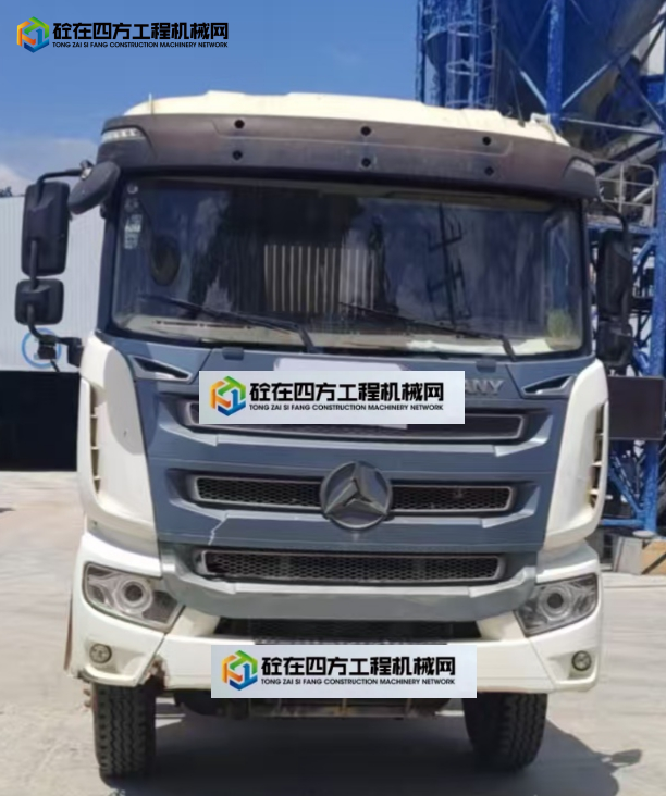 https://images.tongzsf.com/tong/truck_machine/20250819/168a42c2cdfb1b.jpg