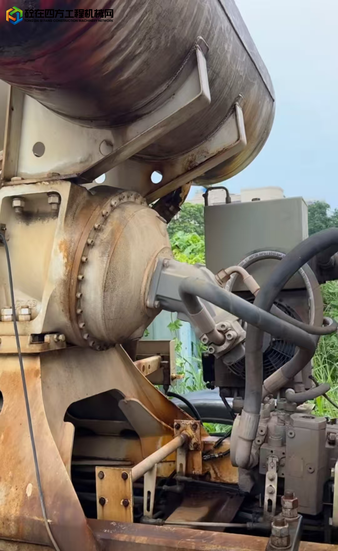 https://images.tongzsf.com/tong/truck_machine/20250820/168a53172d4c0b.jpg
