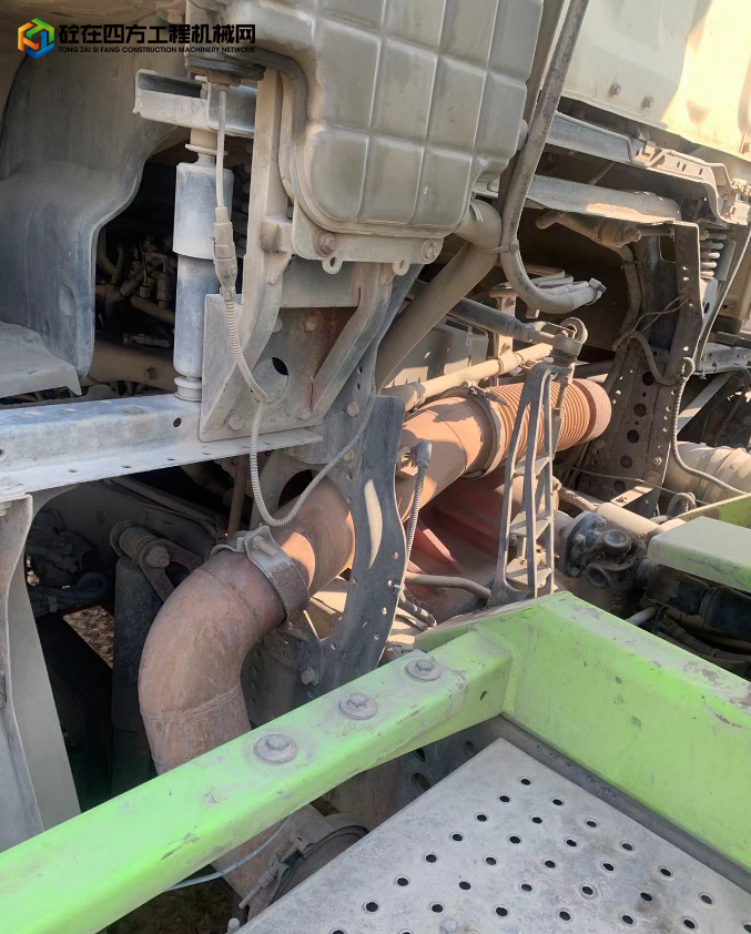 https://images.tongzsf.com/tong/truck_machine/20250820/168a56442eb2c8.png