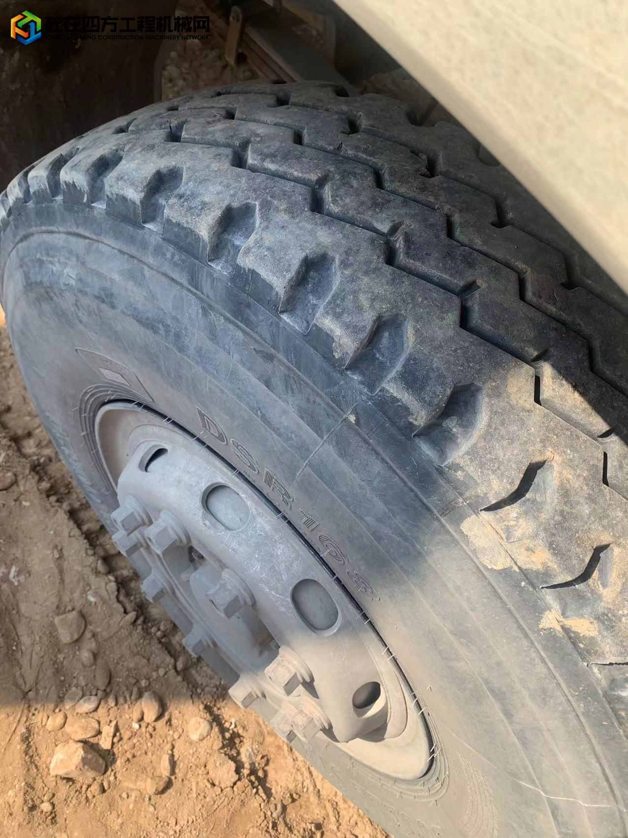 https://images.tongzsf.com/tong/truck_machine/20250820/168a56d1a0daed.jpg