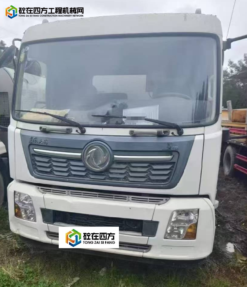https://images.tongzsf.com/tong/truck_machine/20250820/168a57478d1dc5.jpg