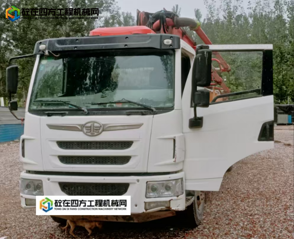 https://images.tongzsf.com/tong/truck_machine/20250821/168a687f79c965.jpg