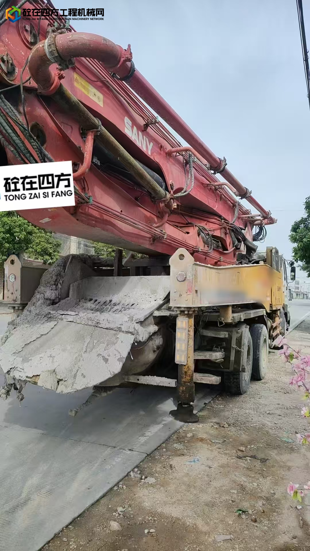 https://images.tongzsf.com/tong/truck_machine/20250821/168a6c5a51efc2.jpg