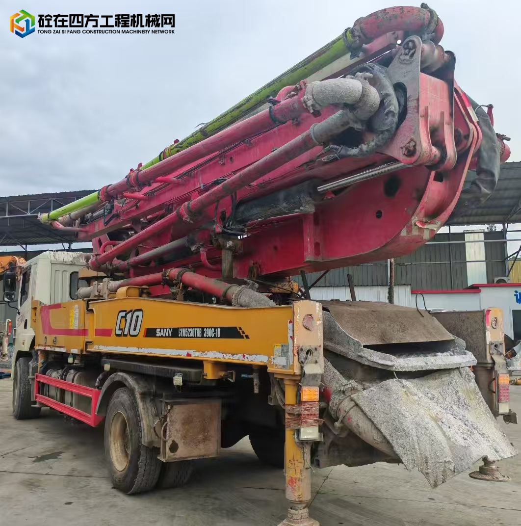 https://images.tongzsf.com/tong/truck_machine/20250822/168a817b9105e6.jpg