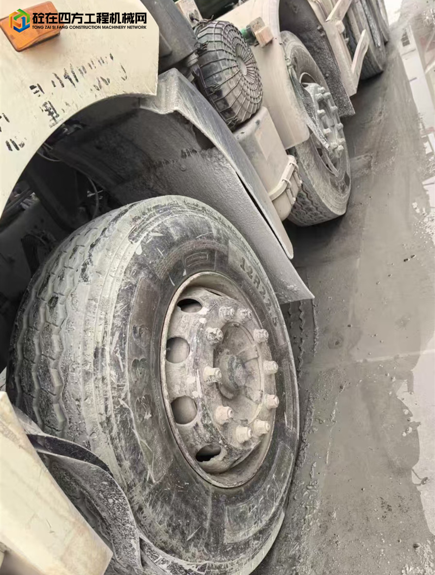 https://images.tongzsf.com/tong/truck_machine/20250822/168a82f07cb4dd.jpg