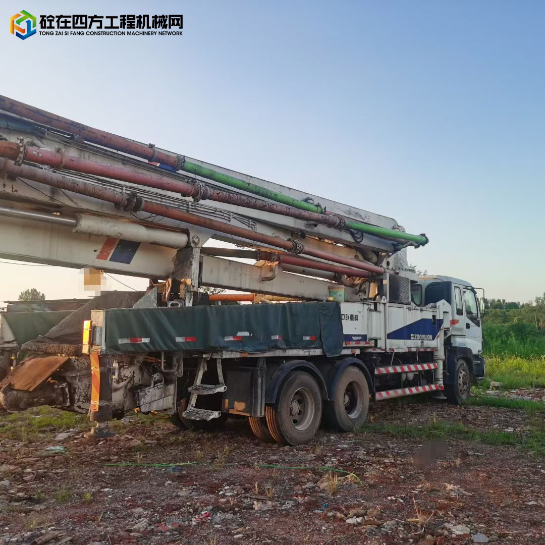 https://images.tongzsf.com/tong/truck_machine/20250824/168aaa60b1bc36.jpg