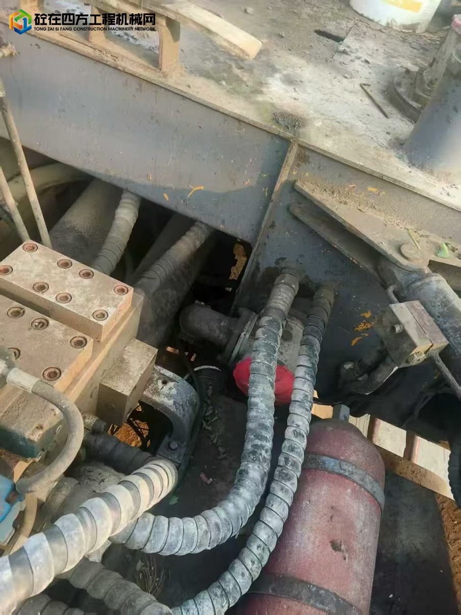 https://images.tongzsf.com/tong/truck_machine/20250825/168ac004576ef4.jpg