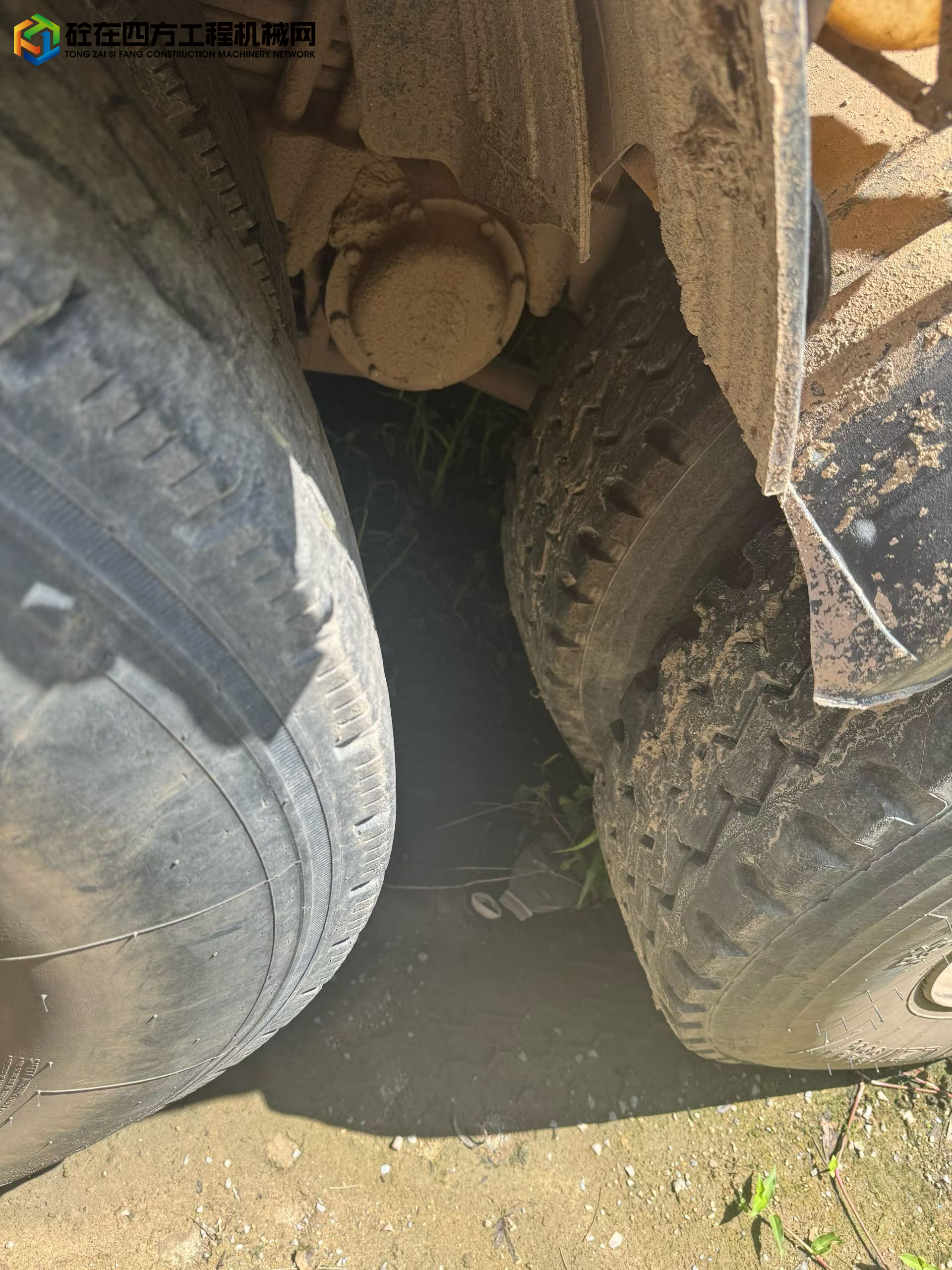https://images.tongzsf.com/tong/truck_machine/20250825/168ac06d75494b.jpg