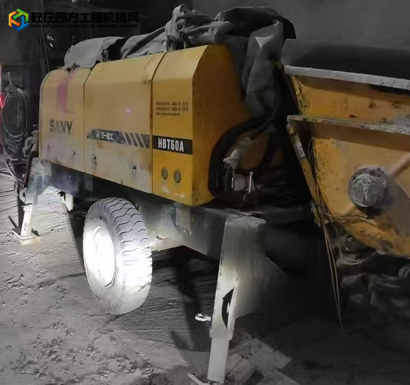 https://images.tongzsf.com/tong/truck_machine/20250825/168ac1b44d06e4.jpg