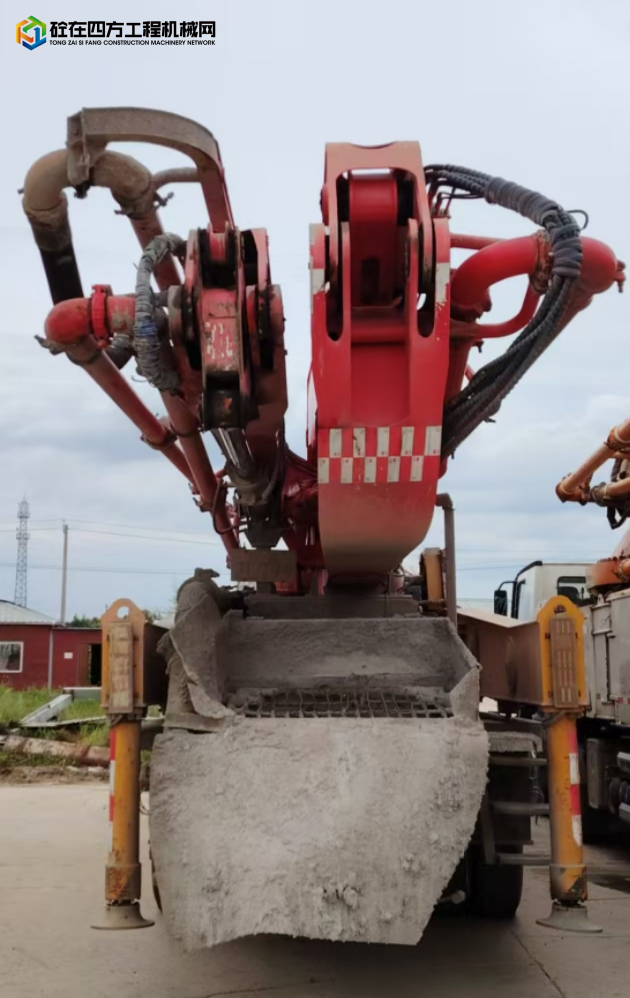 https://images.tongzsf.com/tong/truck_machine/20250825/168ac4963aac2d.jpg