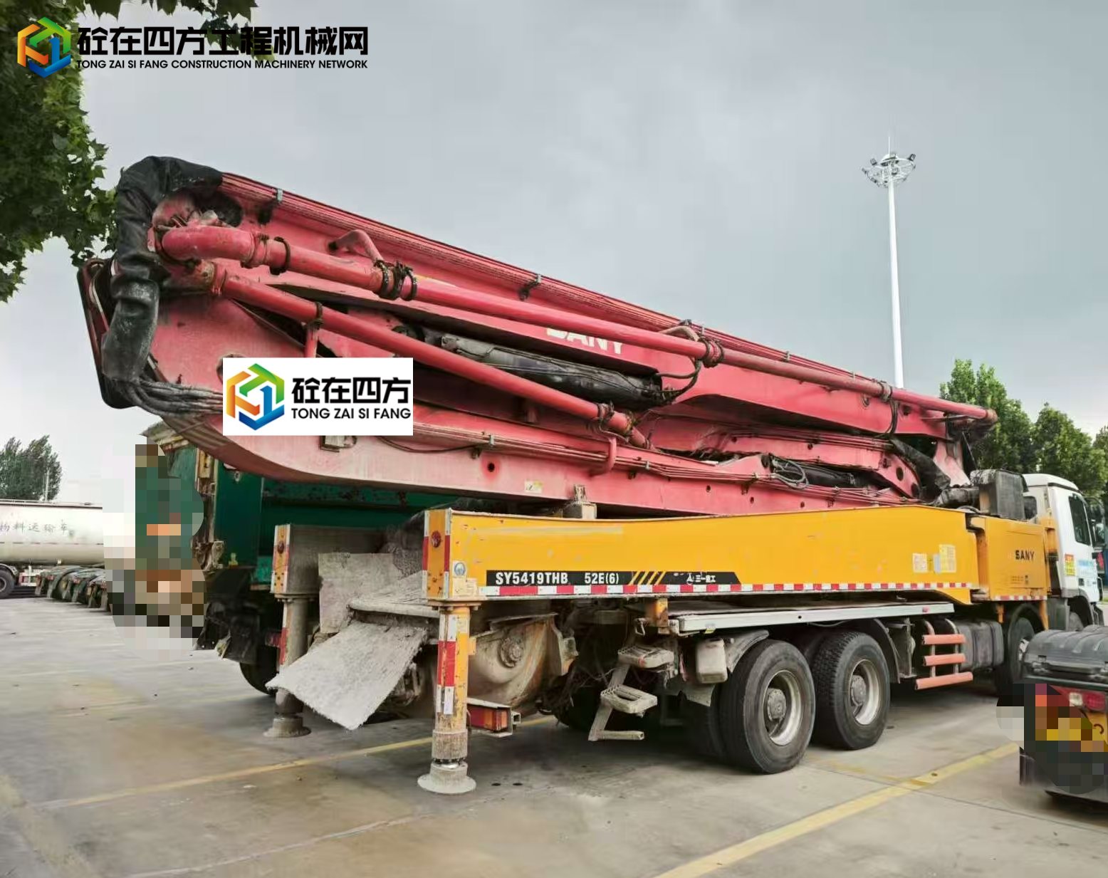 https://images.tongzsf.com/tong/truck_machine/20250825/168ac4b95c4b4a.jpg