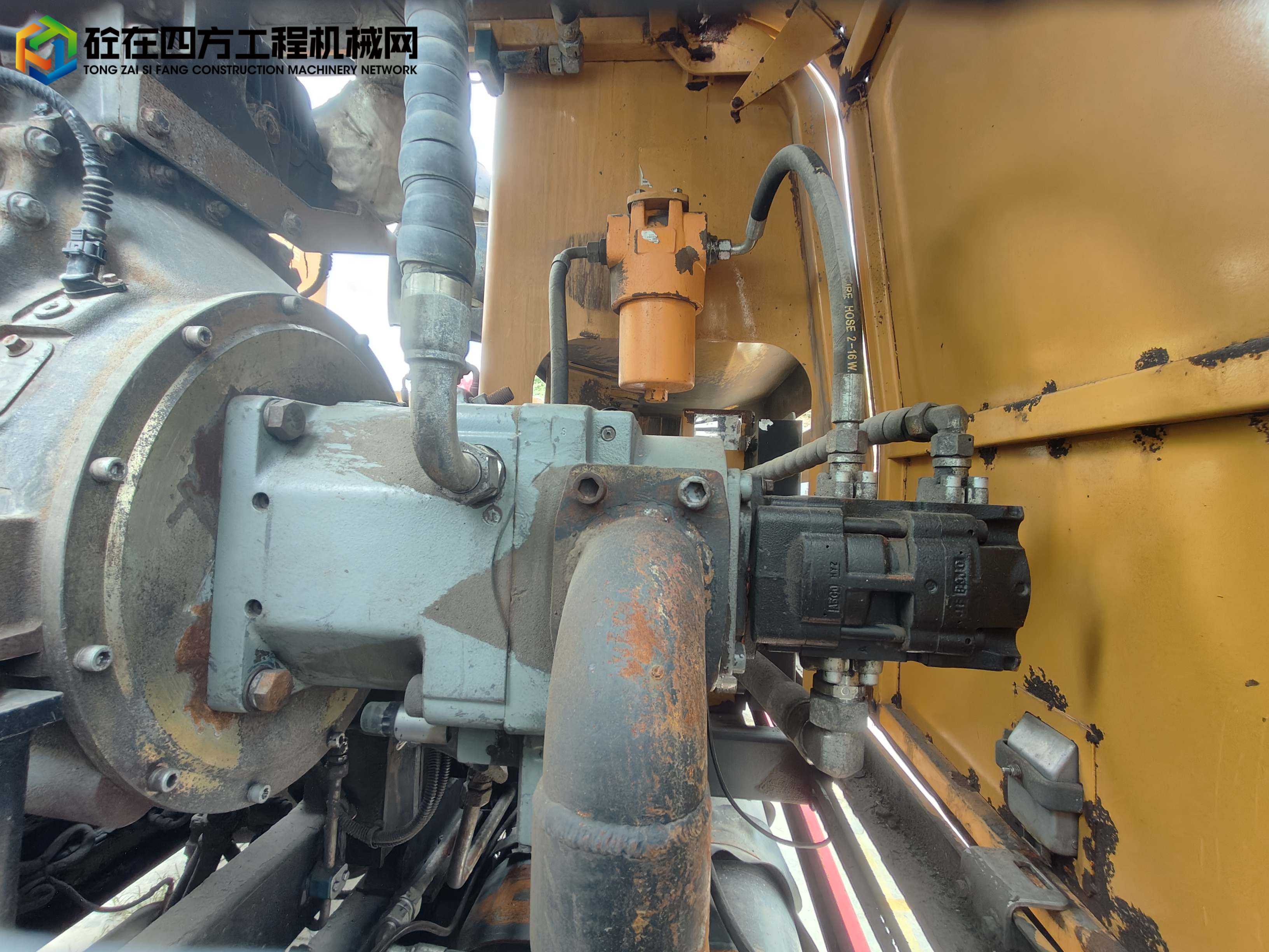https://images.tongzsf.com/tong/truck_machine/20250826/168ad2185b884c.jpg