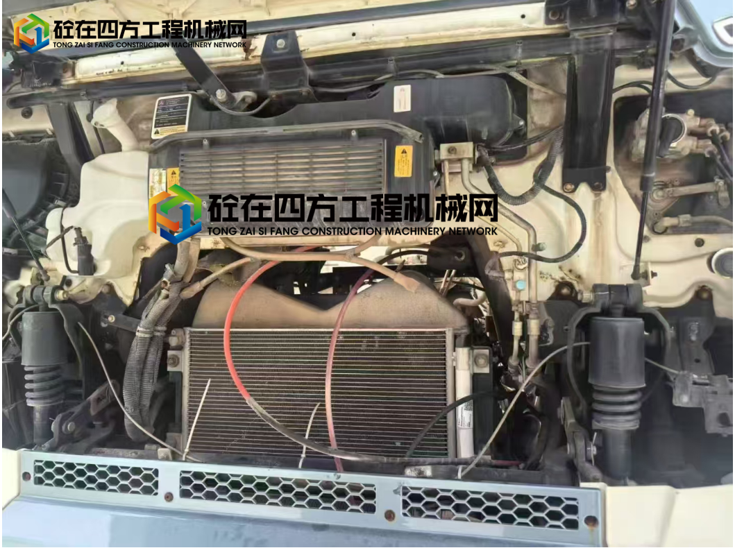 https://images.tongzsf.com/tong/truck_machine/20250826/168ad21b7f0e1c.png