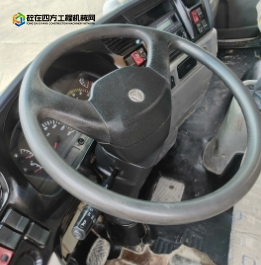 https://images.tongzsf.com/tong/truck_machine/20250826/168ad24bd0ee9f.png