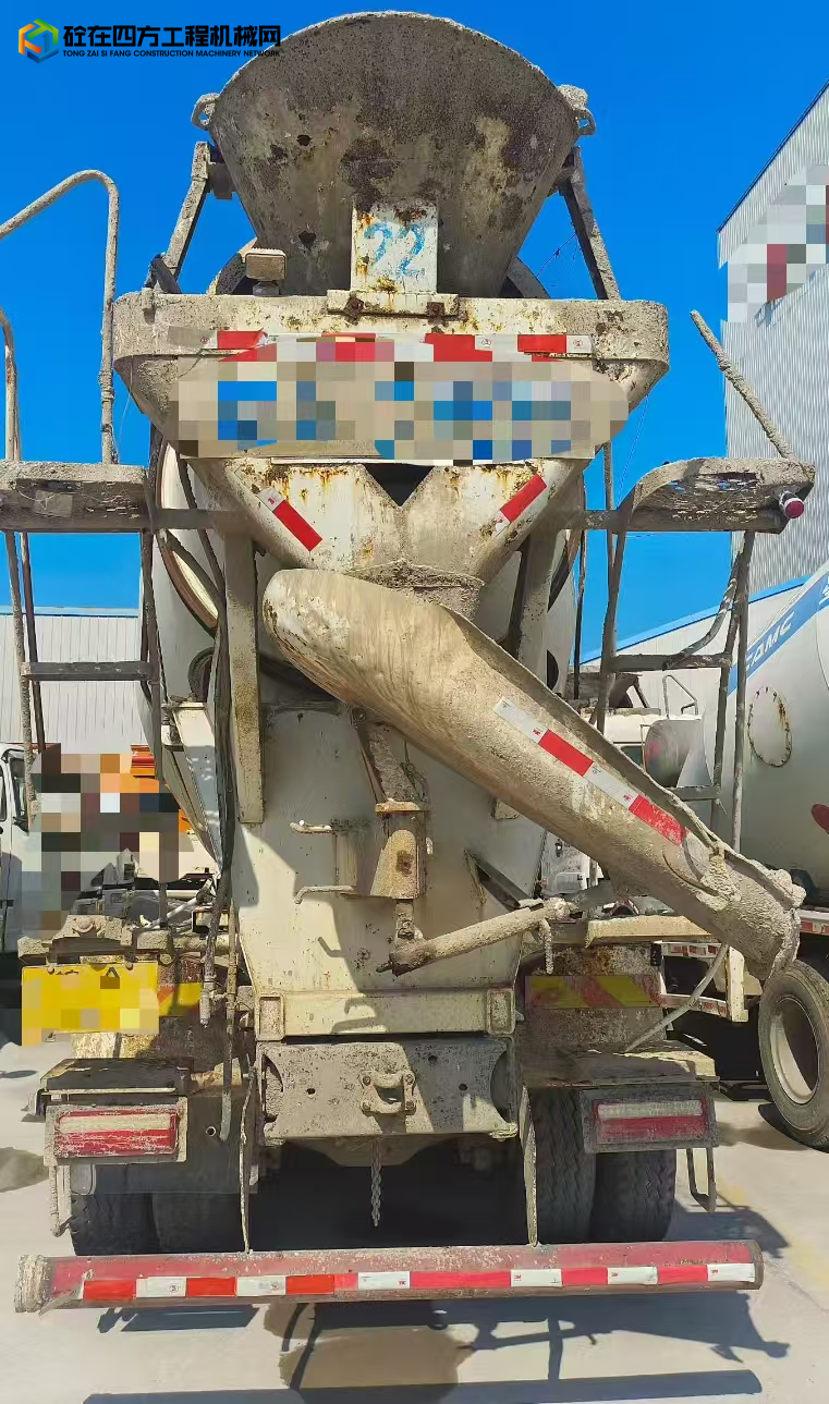 https://images.tongzsf.com/tong/truck_machine/20250826/168ad2917219d1.jpg