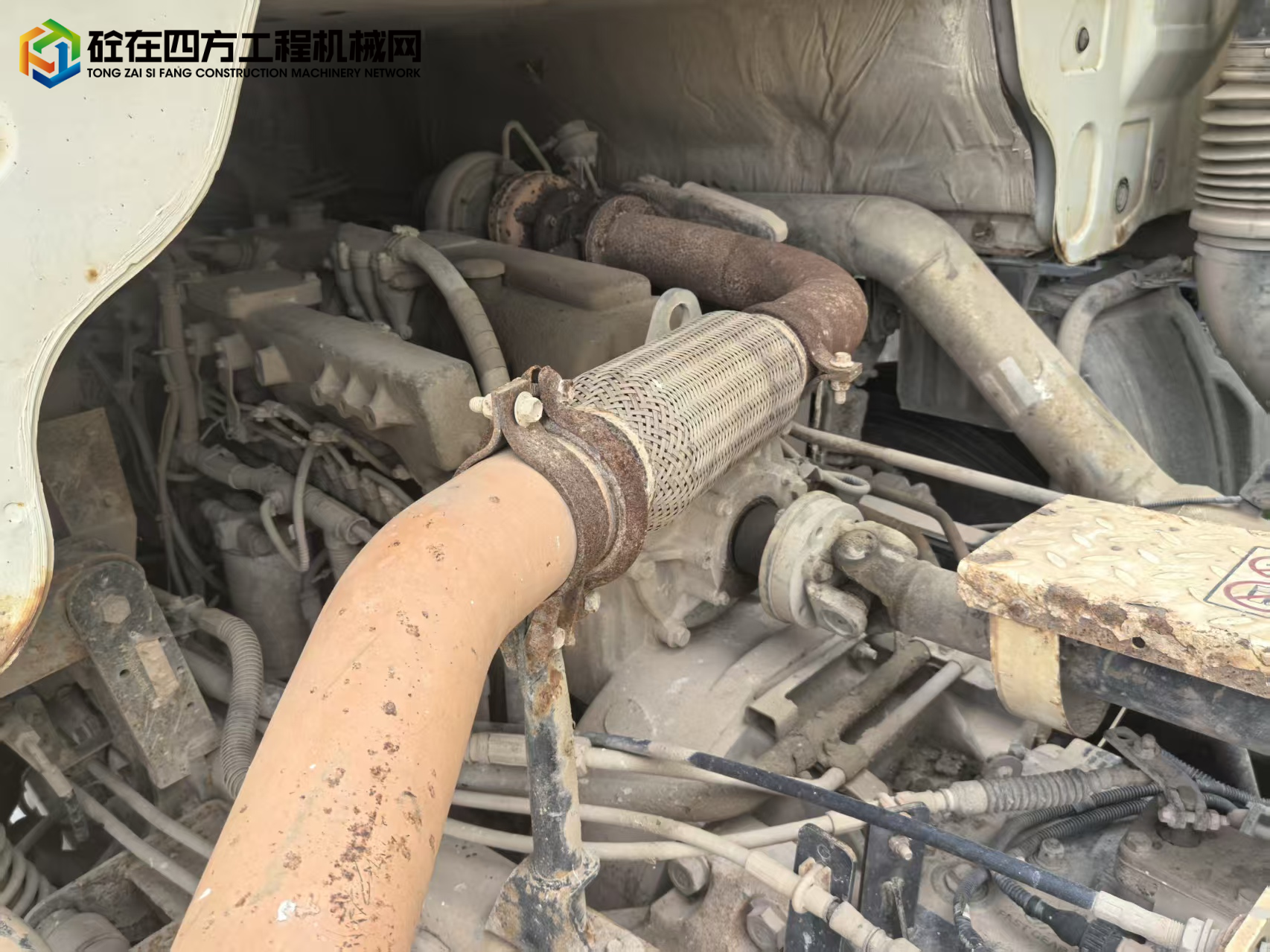 https://images.tongzsf.com/tong/truck_machine/20250826/168ad2f4e3061c.jpg
