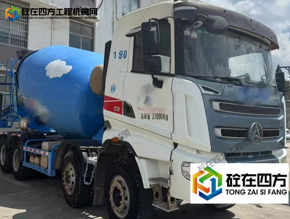 https://images.tongzsf.com/tong/truck_machine/20250826/168ad7c46afd36.jpg