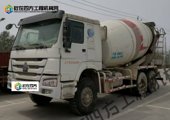 https://images.tongzsf.com/tong/truck_machine/20250827/168ae7a68d31b4.png