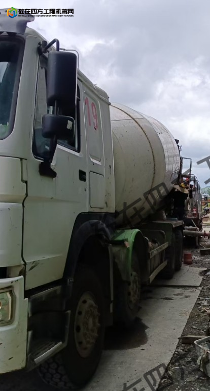 https://images.tongzsf.com/tong/truck_machine/20250827/168ae84b7d7908.png