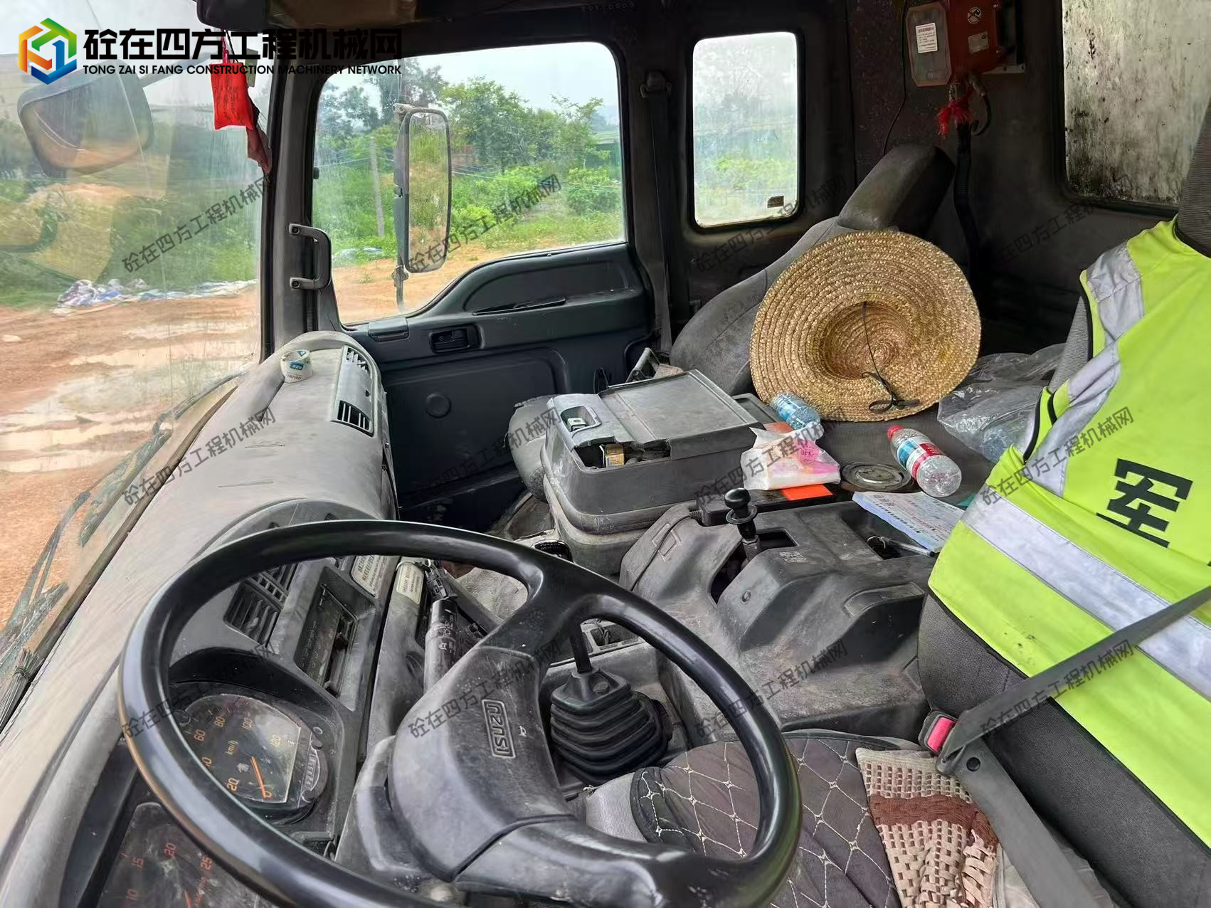https://images.tongzsf.com/tong/truck_machine/20250828/168aff5da96ede.jpg