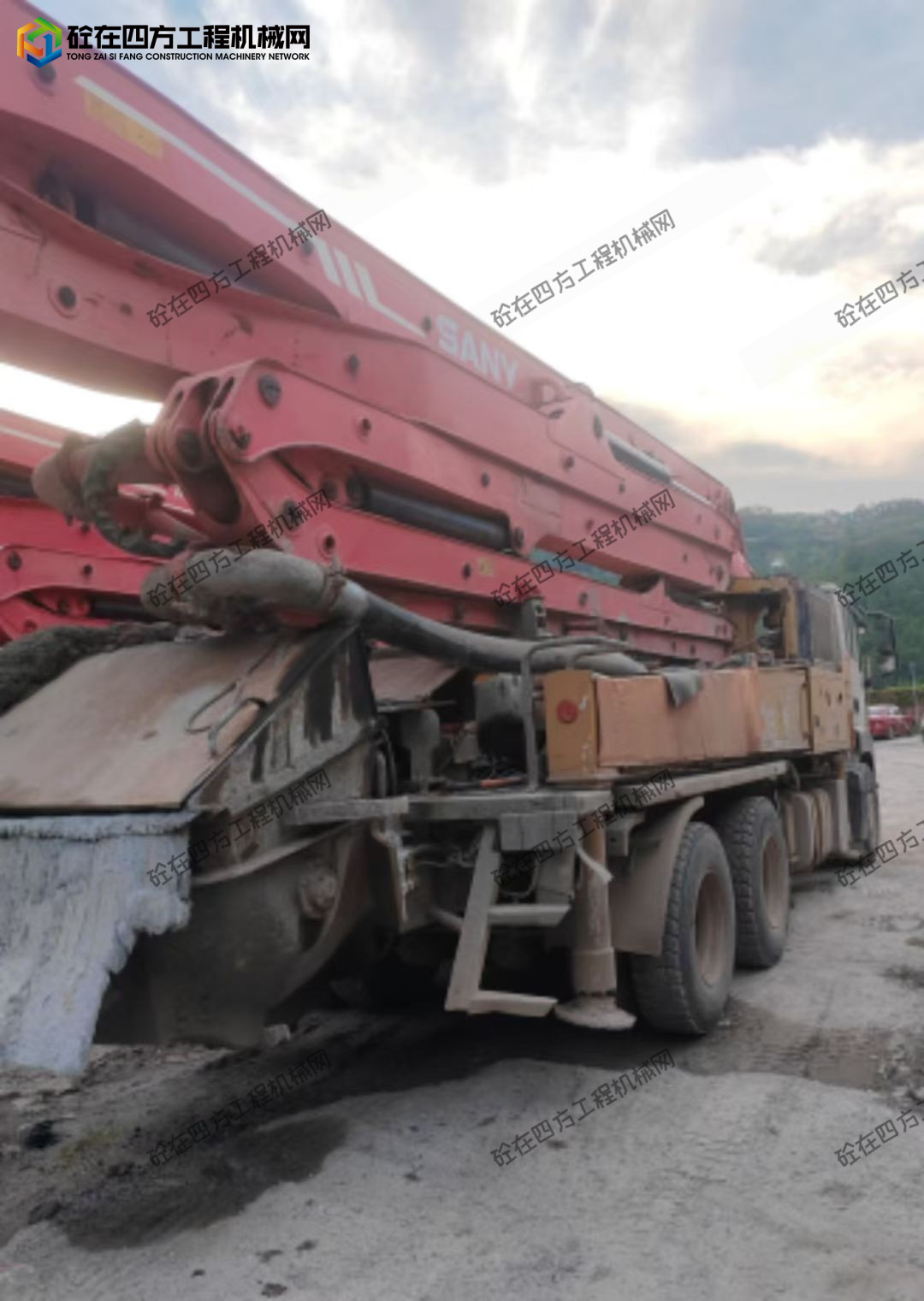 https://images.tongzsf.com/tong/truck_machine/20250828/168aff6dd57bb9.jpg