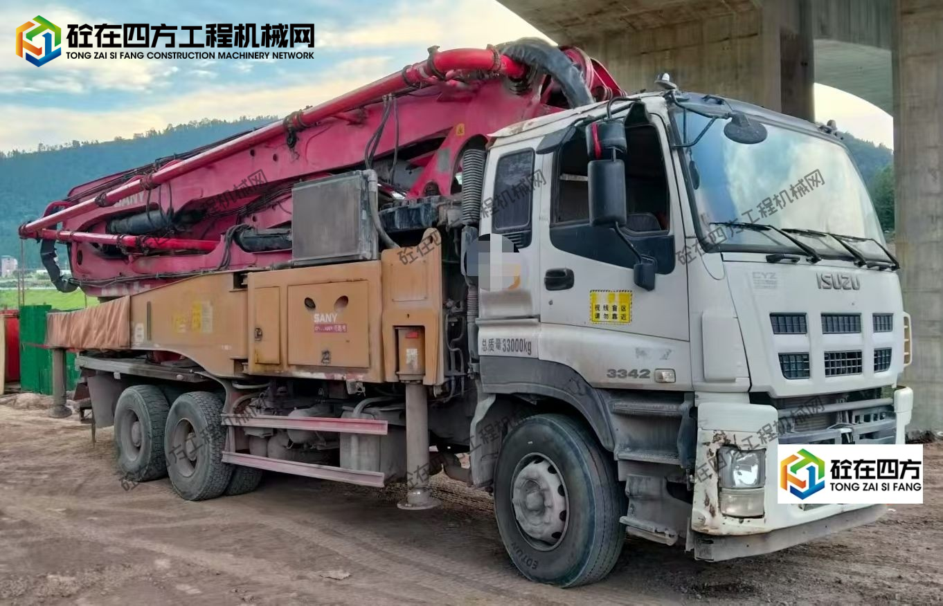 https://images.tongzsf.com/tong/truck_machine/20250828/168aff6e5cfd67.jpg