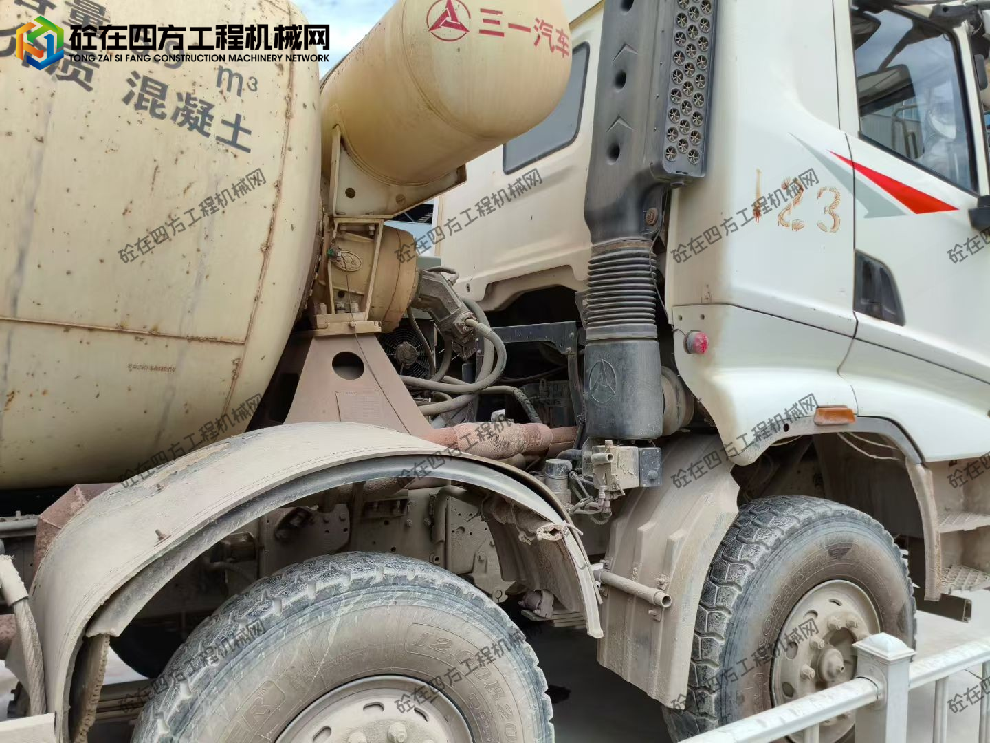 https://images.tongzsf.com/tong/truck_machine/20250831/168b32e917b798.jpg