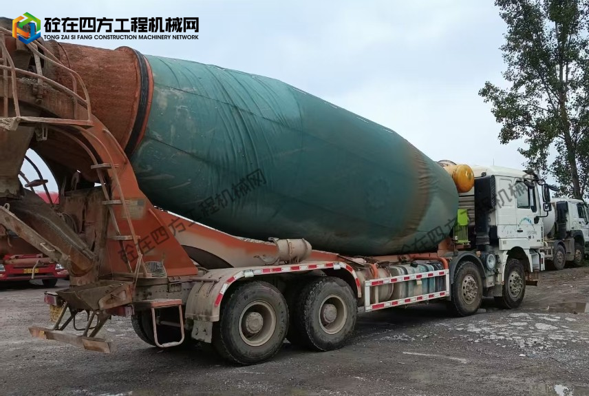 https://images.tongzsf.com/tong/truck_machine/20250831/168b3953159ff7.jpg