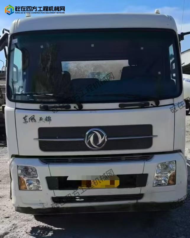 https://images.tongzsf.com/tong/truck_machine/20250831/168b46ffef05b3.jpg