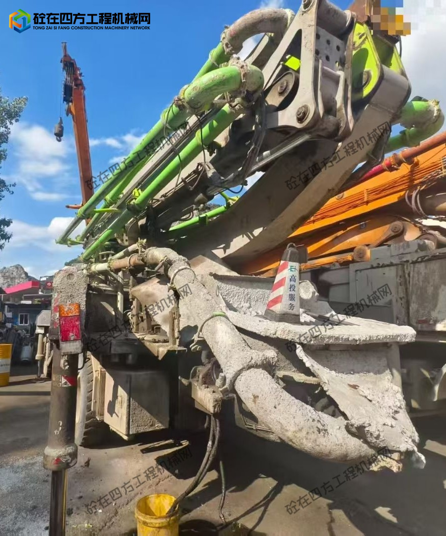 https://images.tongzsf.com/tong/truck_machine/20250901/168b4f97b44ea6.jpg