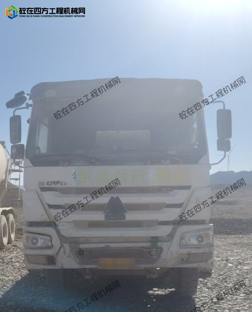 https://images.tongzsf.com/tong/truck_machine/20250901/168b50f55ca075.jpg
