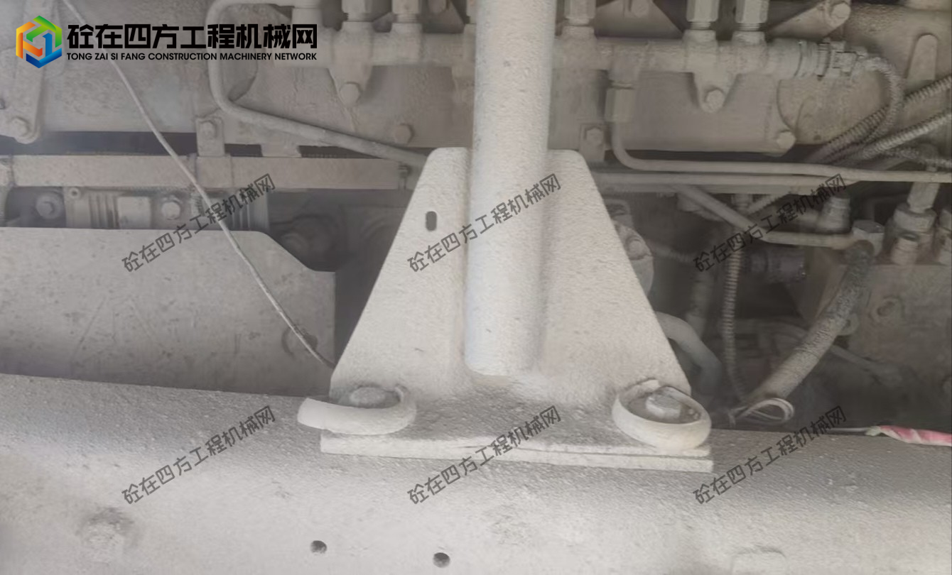 https://images.tongzsf.com/tong/truck_machine/20250901/168b50f6f9ceac.jpg